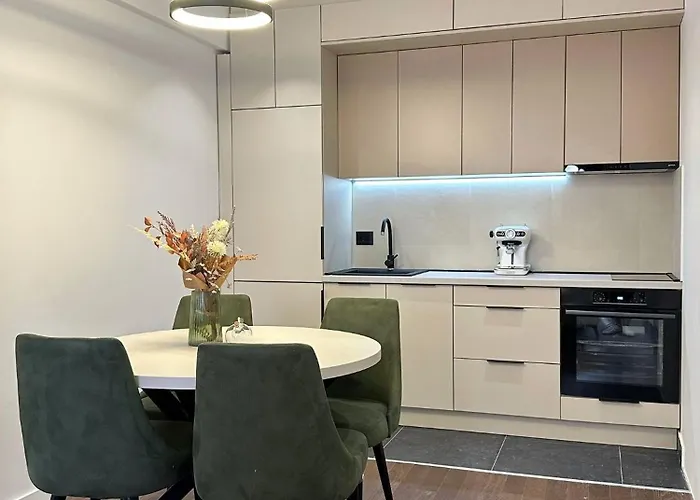 I&i Tesla Iii Apartman *